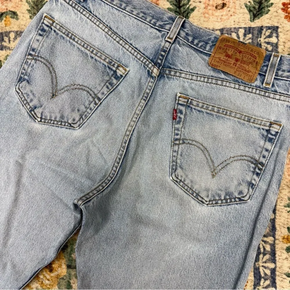 Vintage 505 Levis Jeans 33x23 Cropped Ankle Distressed